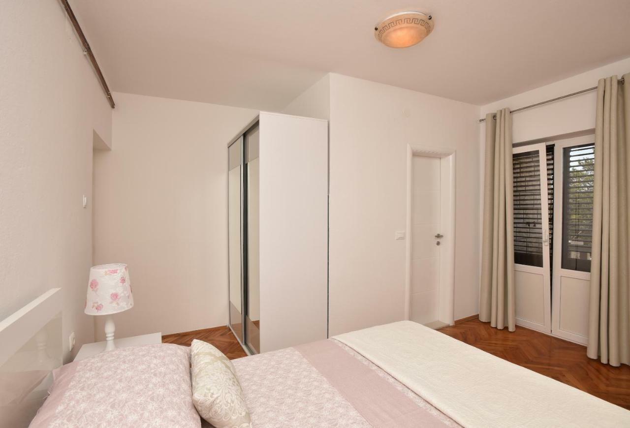 Ivana Apartments Makarska Exterior photo