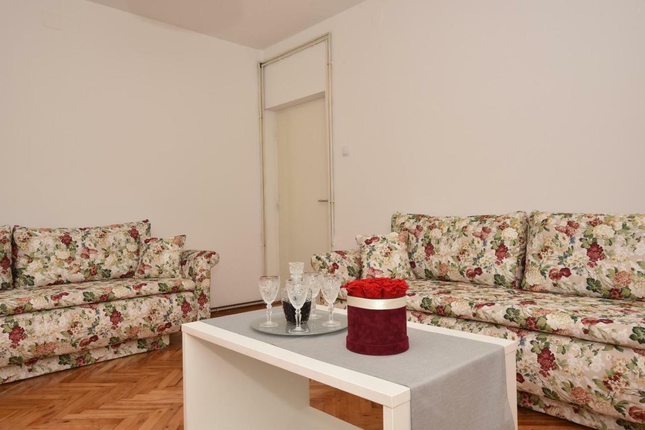 Ivana Apartments Makarska Exterior photo