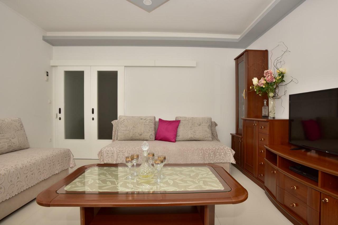 Ivana Apartments Makarska Exterior photo